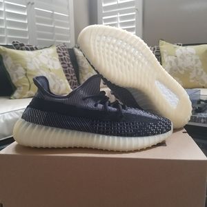 Yeezy Boost 350 V2 Asriel 'Carbon' men's s…